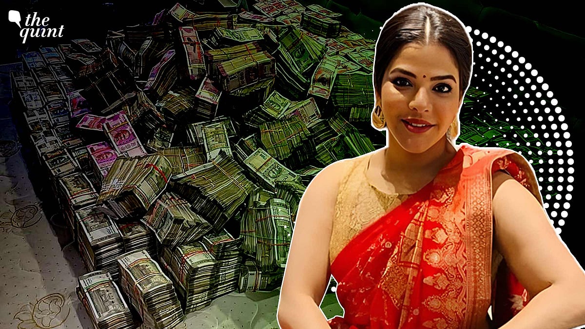<div class="paragraphs"><p>Mukherjee is a model hailing from a middle-class family in Kolkata’s Belghoria. </p></div>