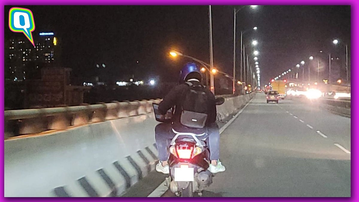 <div class="paragraphs"><p>Bangalore man allegedly works on laptop during a bike ride, starts an online debate</p><p></p></div>