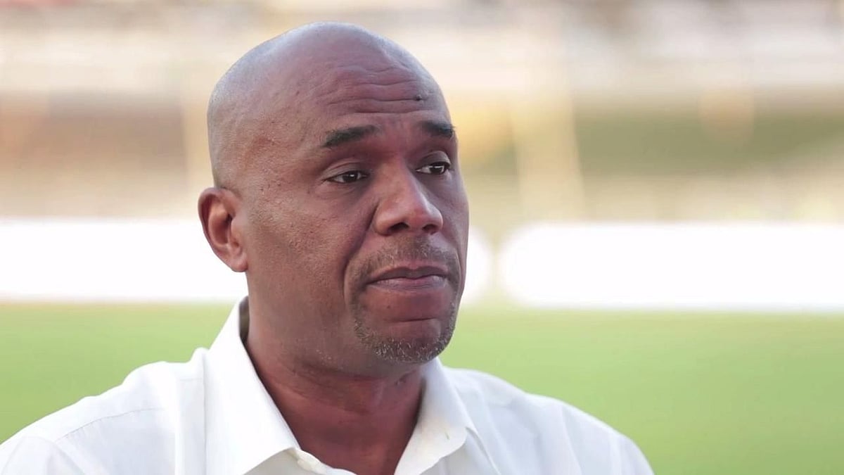 <div class="paragraphs"><p>Former West Indies cricketer Ian Bishop feels that playing all three formats of cricket&nbsp;is unsustainable, both mentally and physically.</p></div>