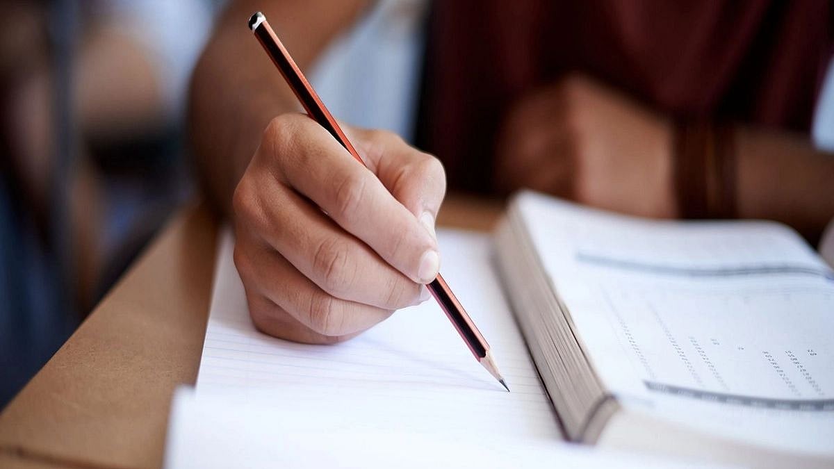 <div class="paragraphs"><p>RRB Group D CBT answer key are available on the official website.</p></div>