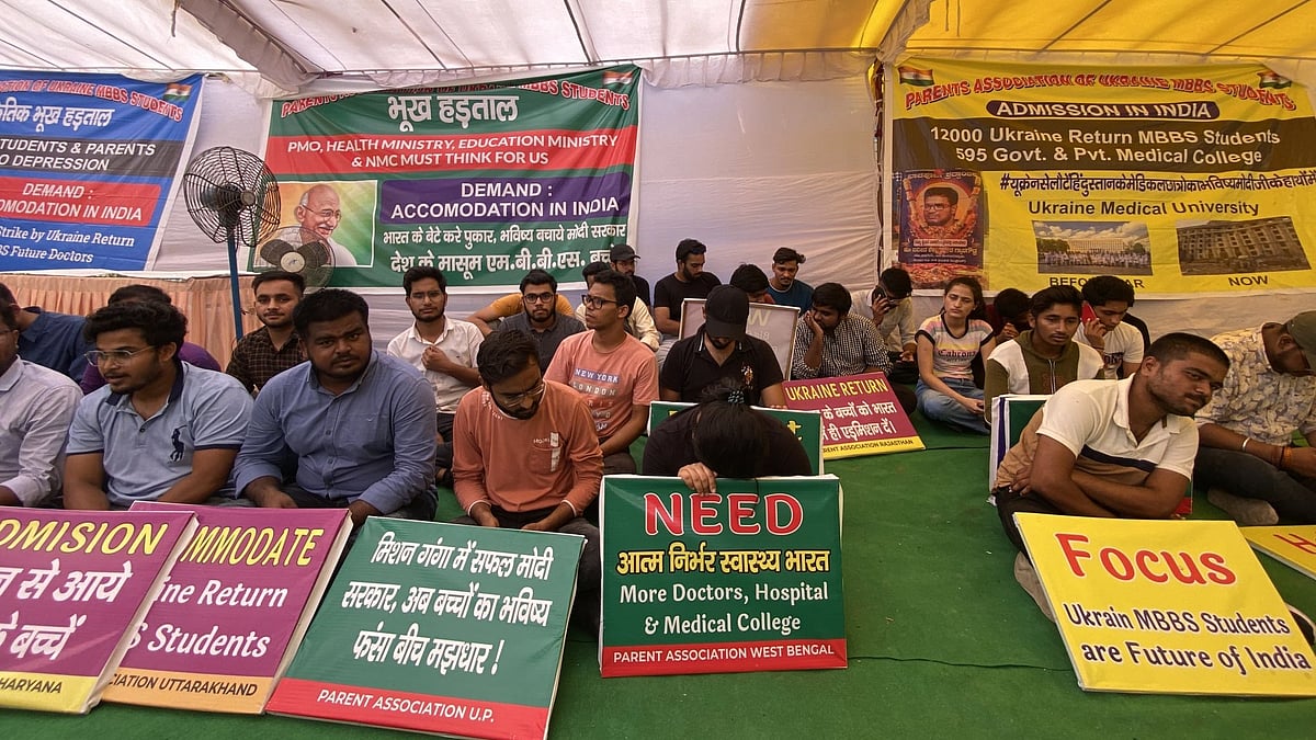 <div class="paragraphs"><p>Indian medical students protesting at Ramlila Maidan.</p></div>