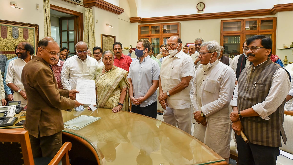 <div class="paragraphs"><p>Opposition Vice President candidate Margaret Alva on Tuesday, 19 July, filed her nomination for the <a href="https://www.thequint.com/news/politics/vice-president-election-to-be-held-on-6-august">Vice Presidential Elections</a> scheduled to be held on 6 August.</p></div>