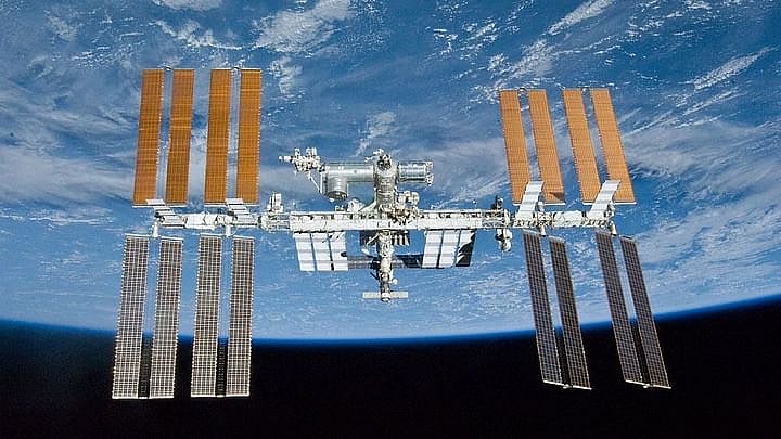 <div class="paragraphs"><p>International Space Station.</p></div>