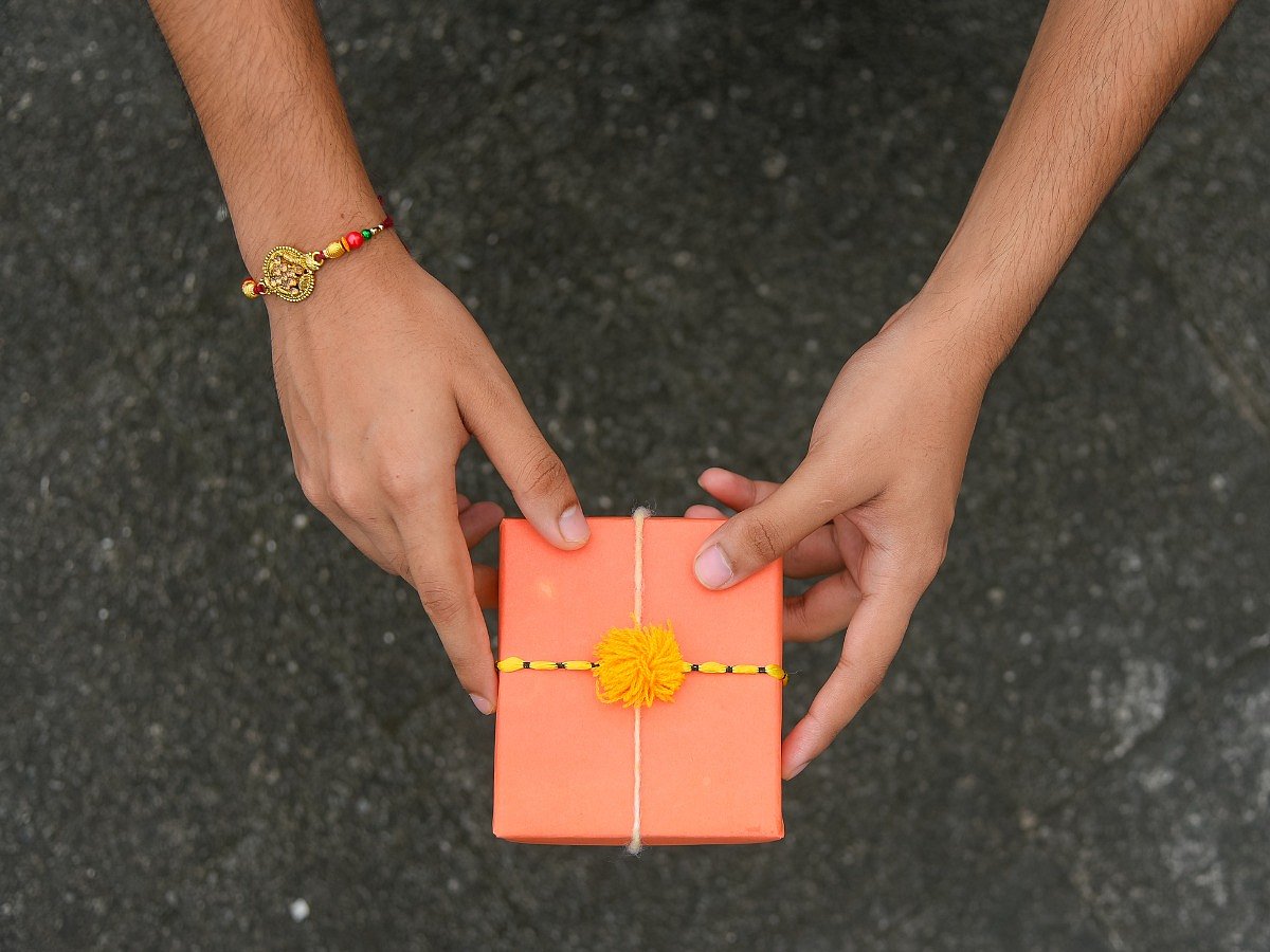 <div class="paragraphs"><p>Gift ideas for brothers and sisters this Raksha Bandhan </p></div>