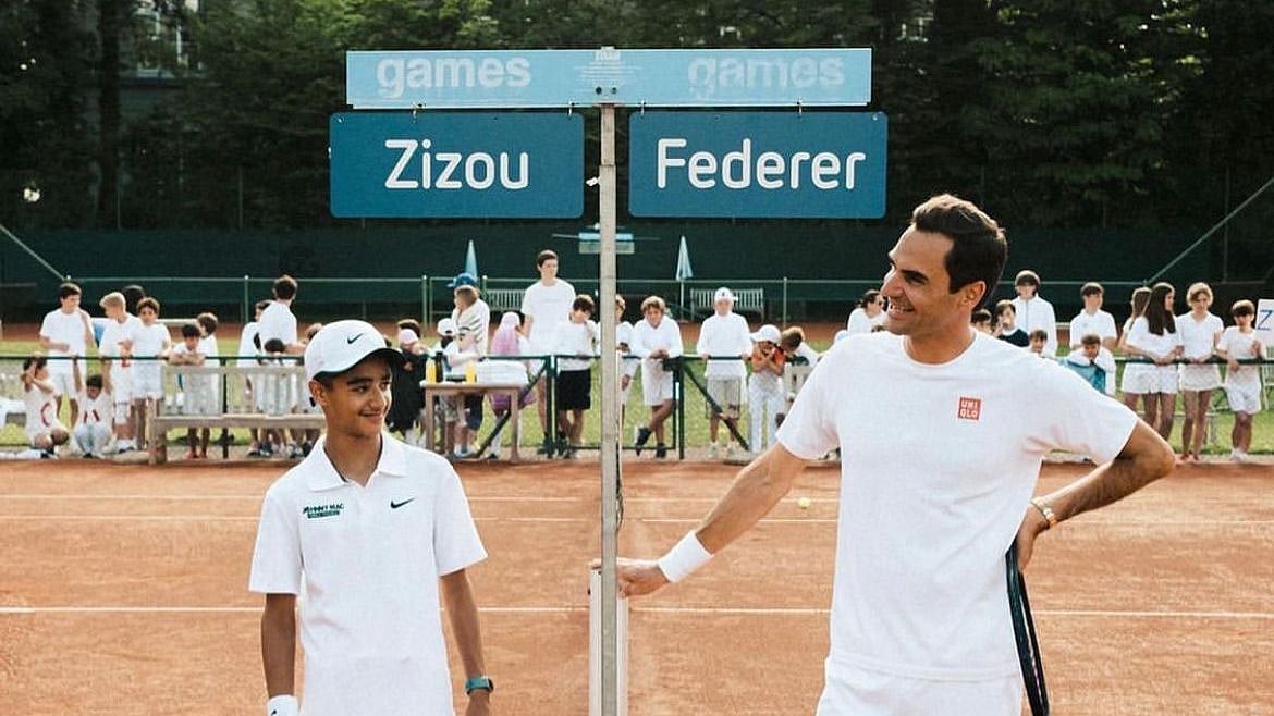 <div class="paragraphs"><p>Tennis ace Roger Federer and Zizou Ago in Zurich.</p></div>