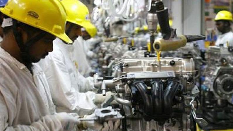 <div class="paragraphs"><p>Growth this quarter is predicted to slow to an annual 6.2 percent from a median forecast of 15.2 percent in Q2.&nbsp;</p></div>
