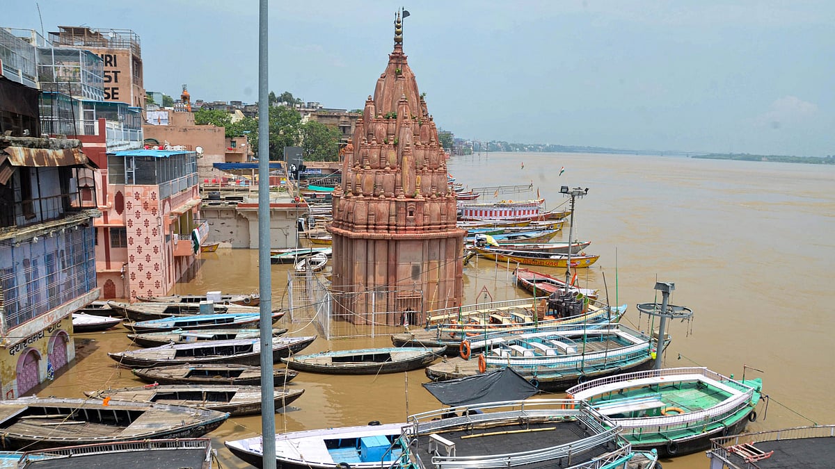 <div class="paragraphs"><p>Varanasi Court Denies Bail In Ganga Iftar Boat Case</p></div>