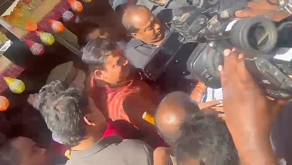<div class="paragraphs"><p>Telangana Police arrested suspended Bharatiya Janata Party (BJP) leader, <a href="https://www.thequint.com/news/india/over-50-firs-no-jail-time-who-is-t-raja-singh-booked-for-remarks-on-prophet-muhammad">T Raja Sing</a> under the Preventive Detention (PD)<strong> </strong>Act from his residence in Hyderabad on Thursday, 25 August, for his alleged remarks against Prophet Muhammed.</p></div>