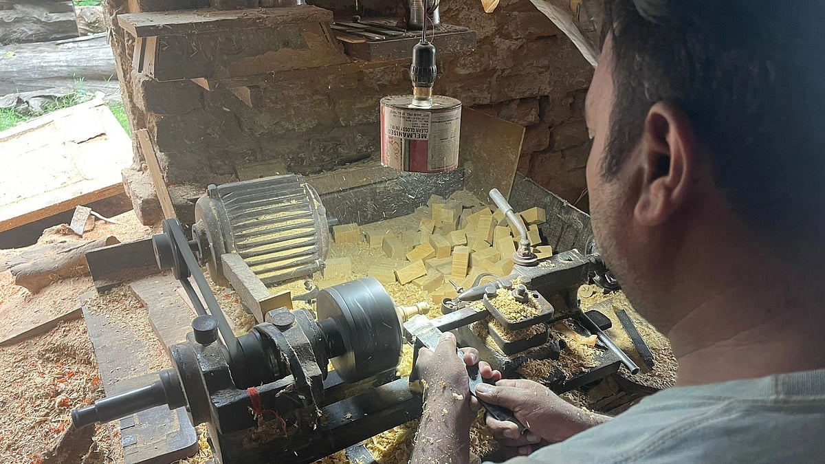 <div class="paragraphs"><p>An artisan handcrafting a pawn at Rishi Sharma's 60-year-old factory in Amritsar.</p></div>