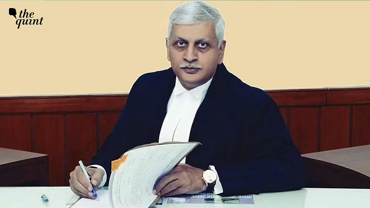 <div class="paragraphs"><p>Justice UU Lalit</p></div>