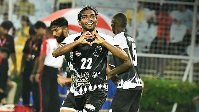 <div class="paragraphs"><p>Mohammedan Sporting got the better of defending champions FC Goa in the 131st Durand Cup opener on Tuesday. </p></div>