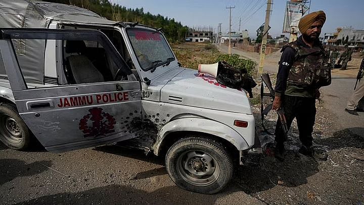 <div class="paragraphs"><p>Seven of the nine injured were taken to the SMHS hospital and two to the SKIMS hospital in Srinagar. </p></div>