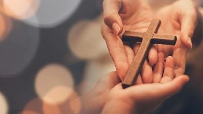 <div class="paragraphs"><p>At least 41 people died and many were wounded in a fire that blazed through a Coptic church in Egypt's Cairo.</p></div>