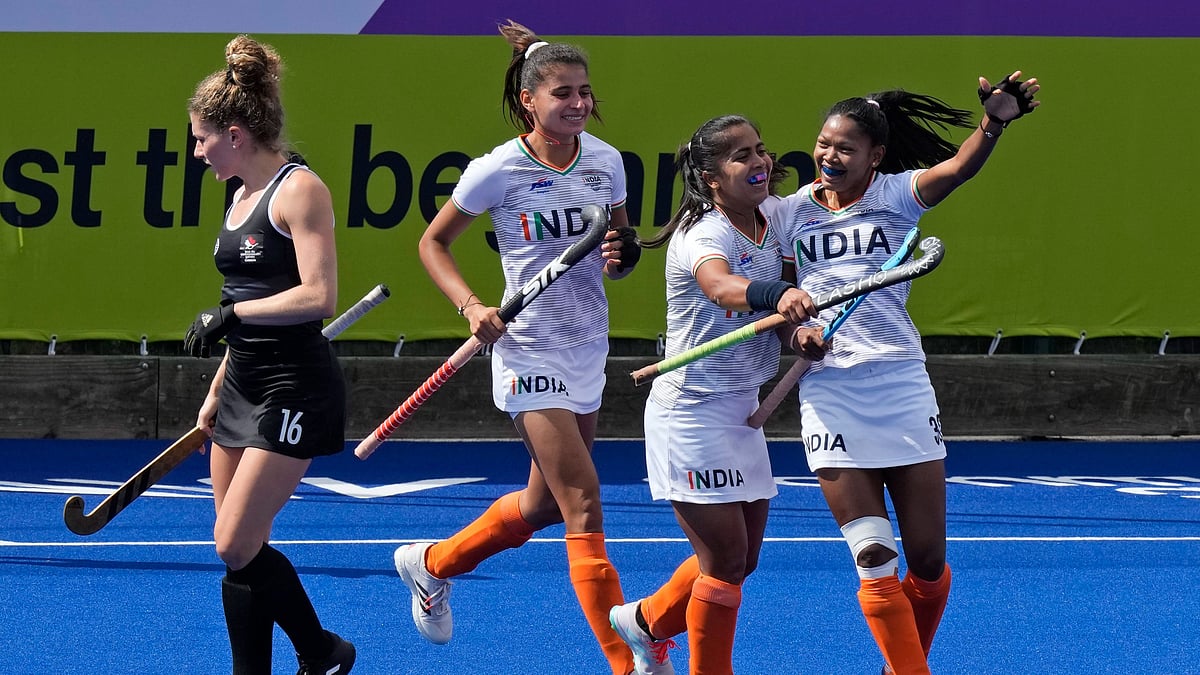 <div class="paragraphs"><p>India's Tete Salima (extreme right) celebrates with her teammates after scoring a goal against Canada during the women's Pool A hockey match at the 2022 Commonwealth Games in Birmingham on Wednesday. </p></div>