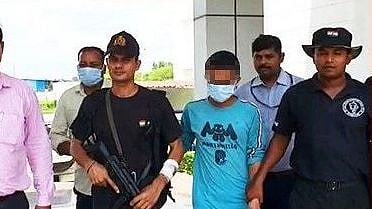 <div class="paragraphs"><p>UP ATS arrested Sabauddin Azmi, a member of the Asaduddin Owaisi-led AIMIM, after questioning him at its Lucknow headquarters</p></div>