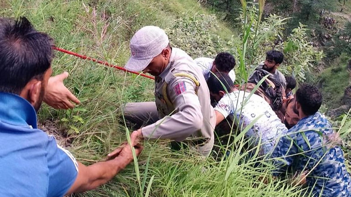 <div class="paragraphs"><p>In a road accident that occurred in the Kishtwar district of Jammu and Kashmir on Tuesday, 30 August, at least eight people were killed and three others have been critically injured, officials said.</p></div>