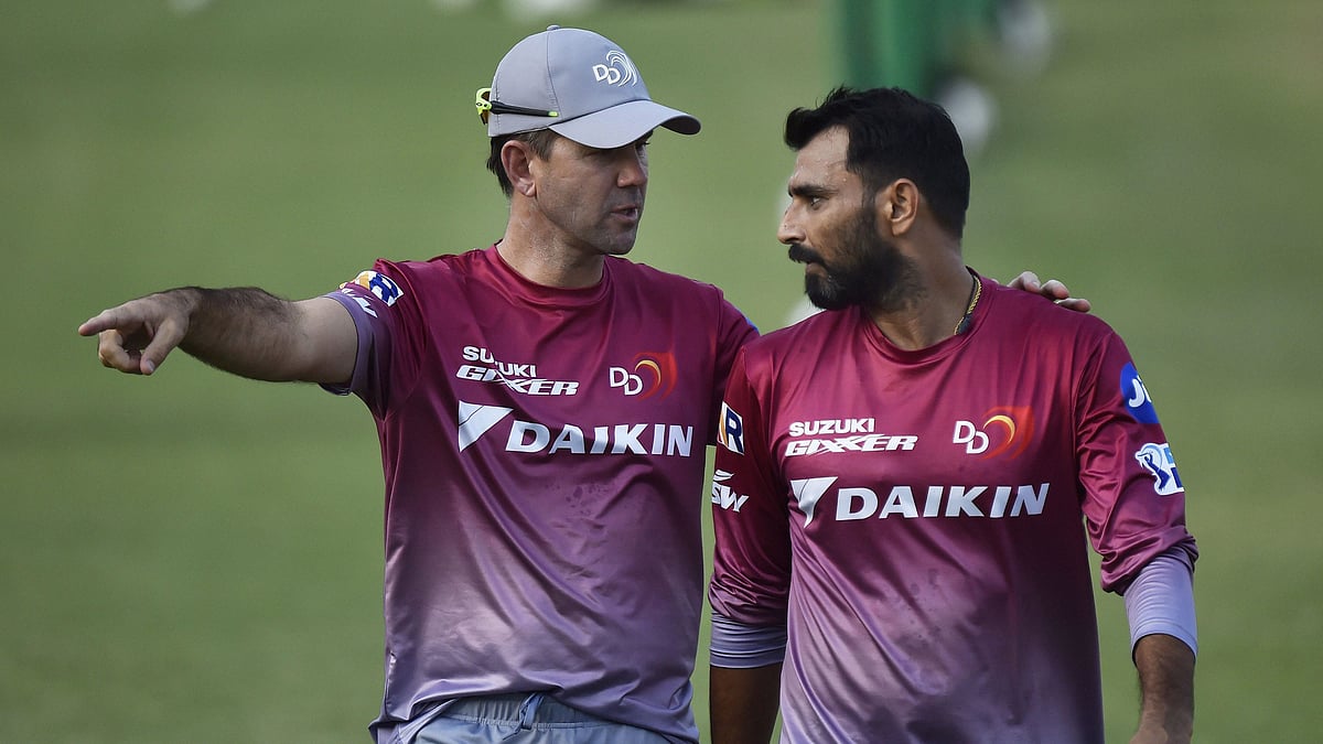 <div class="paragraphs"><p>A file photo of former Australian skipper Ricky Ponting and Indian pacer Mohammed Shami during the pair's stint with IPL side Delhi Daredevils. </p></div>