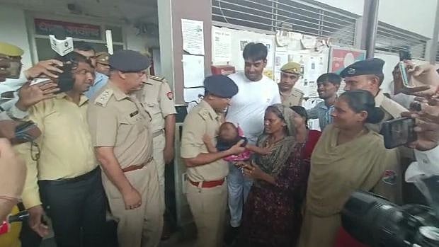 <div class="paragraphs"><p>The Bharatiya Janata Party, on Tuesday, 30 August, said that it has expelled an arrested Firozabad Municipal Corporation leader for allegedly buying a seven-month-old boy from child traffickers.</p></div>