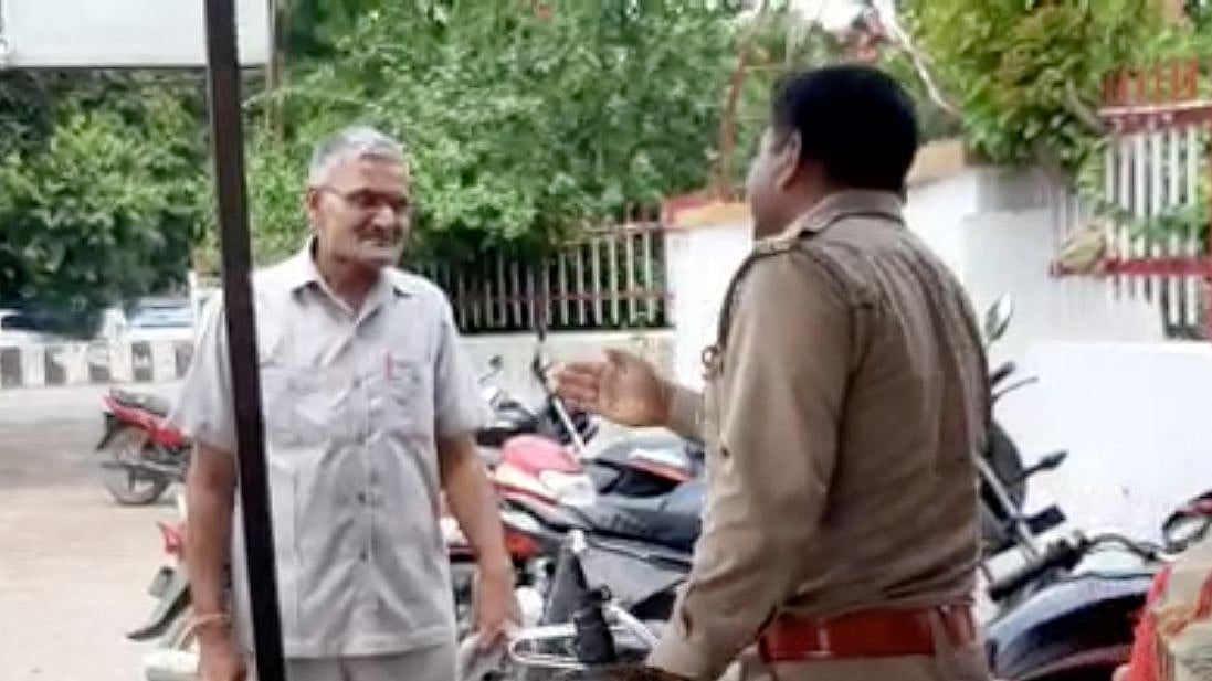 <div class="paragraphs"><p>An FIR was filed against a home guard jawan in Uttar Pradesh's Sitapur, hours after a video of him beating and abusing a retired sub-inspector went viral on social media on Tuesday, 30 August.</p></div>