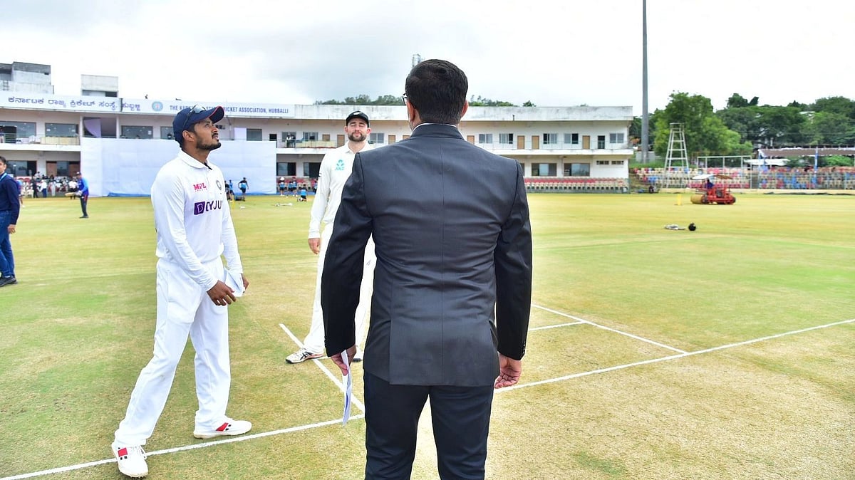 <div class="paragraphs"><p>India A captain Priyank Panchal flips the coin ahead of their second unofficial Test against New Zealand. </p></div>