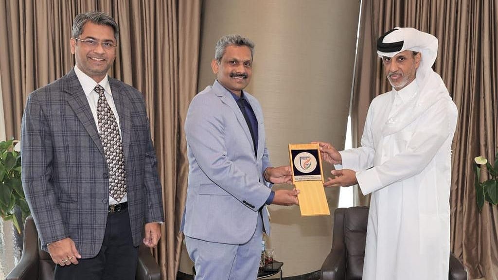 <div class="paragraphs"><p>AIFF president Kalyan Chaubey and secretary general Shaji Prabhakaran met Qatar Football Association (QFA) officials on Sunday to sign an MoU. </p></div>