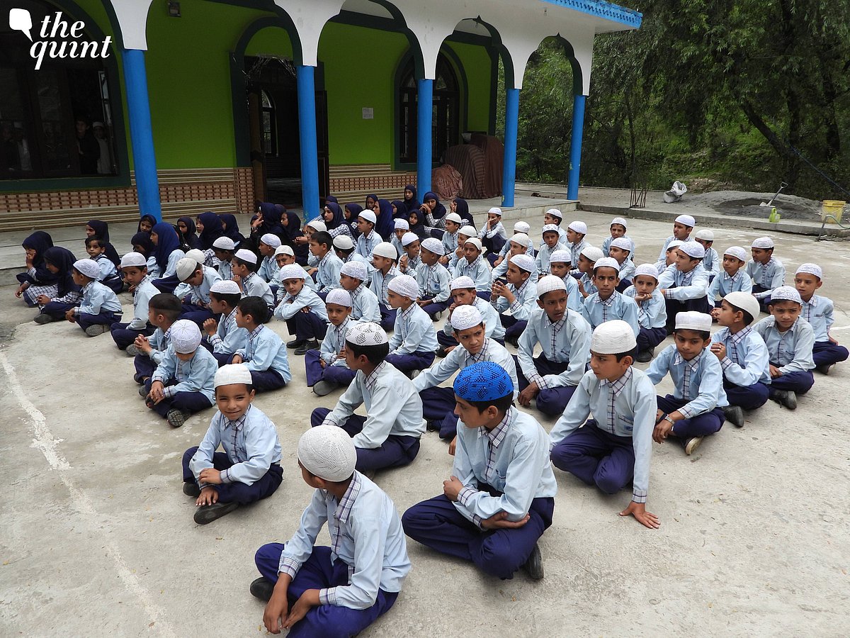 <div class="paragraphs"><p>The special thing about this school is that poor and orphan children are also being educated here.</p></div>