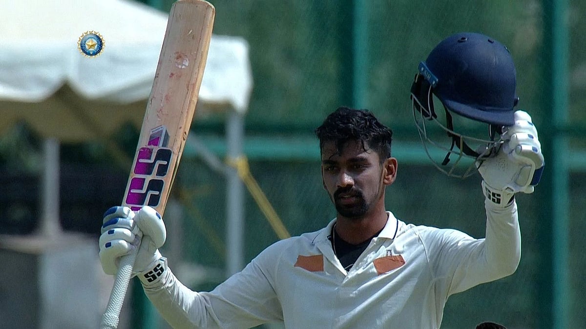 <div class="paragraphs"><p>South Zone's Baba Indrajith impressed with the bat, scoring a ton on Day Two of the Duleep Trophy final against West Zone. </p></div>