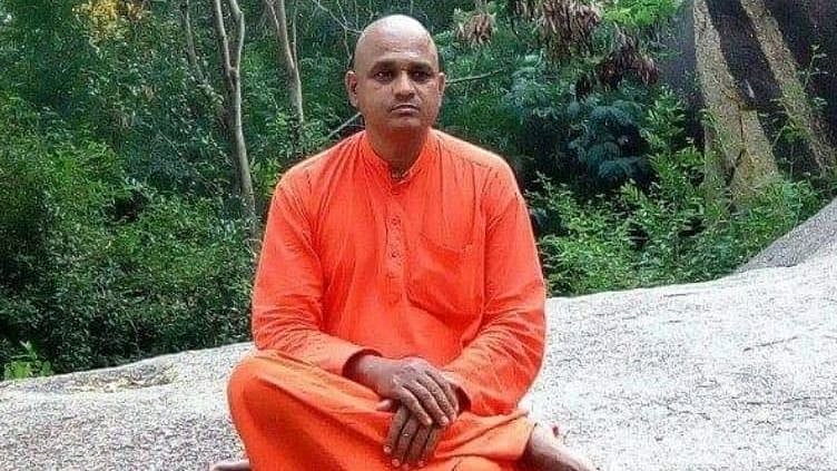 <div class="paragraphs"><p>Basavasiddhalinga Swami.&nbsp;</p></div>