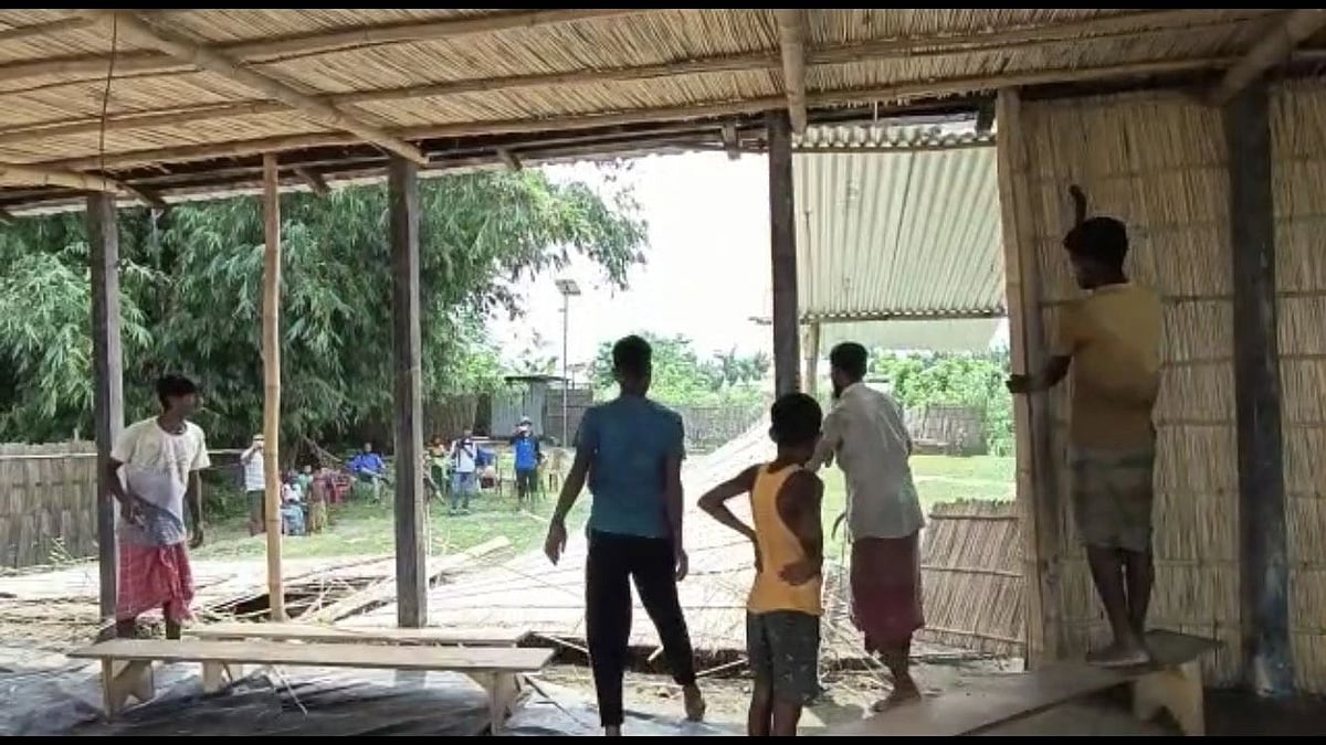 <div class="paragraphs"><p>Assam, Goalpara.</p></div>