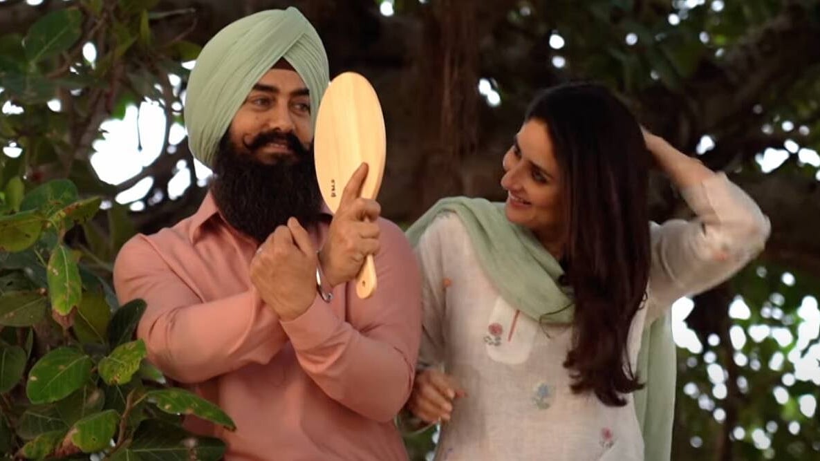 <div class="paragraphs"><p>Aamir Khan and Kareena Kapoor in a still from&nbsp;<em>Laal SIngh Chaddha.</em></p></div>