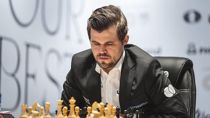 <div class="paragraphs"><p>World chess champion Magnus Carlsen shockingly resigned after making just one move in an online match against American Hans Niemann during the Julius Baer Generation Cup on Monday. </p></div>