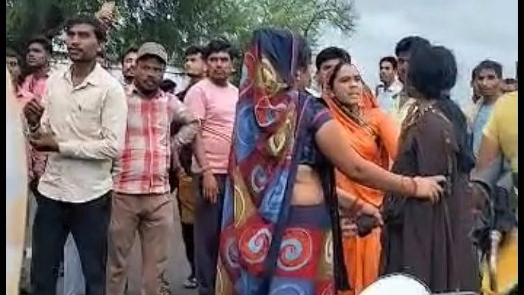 <div class="paragraphs"><p>A Muslim family was beaten in Madhya Pradesh's&nbsp;Chhindwara district last week.</p></div>
