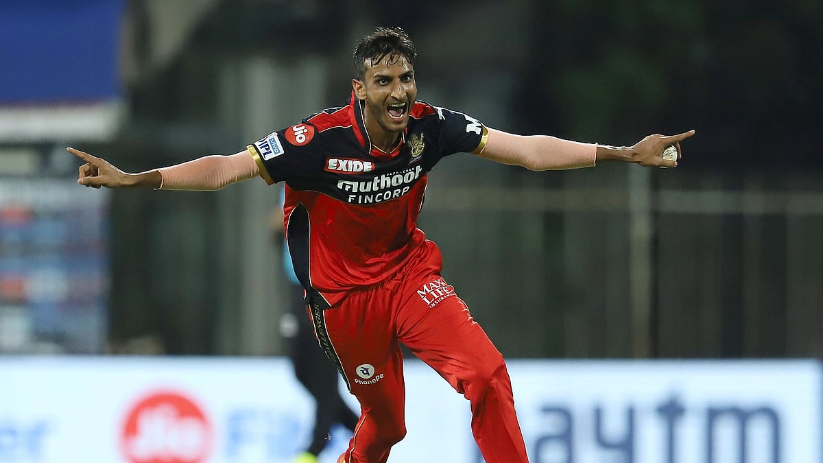 <div class="paragraphs"><p>Bengal all-rounder Shahbaz Ahmed has been included in the Indian T20 squad against South Africa in place of Hardik Pandya.</p></div>