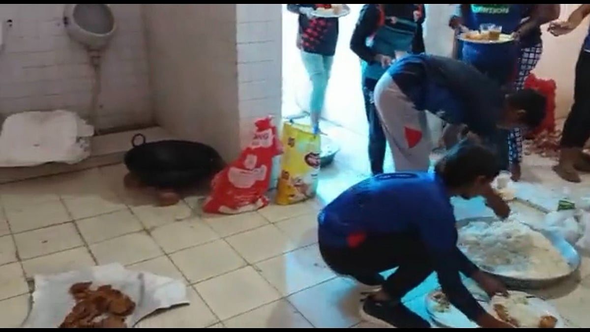 <div class="paragraphs"><p>Food was served to kabaddi players on plates and papers kept on the floor of the toilet at Saharanpur's Bhimrao Ambedkar Stadium.</p></div>