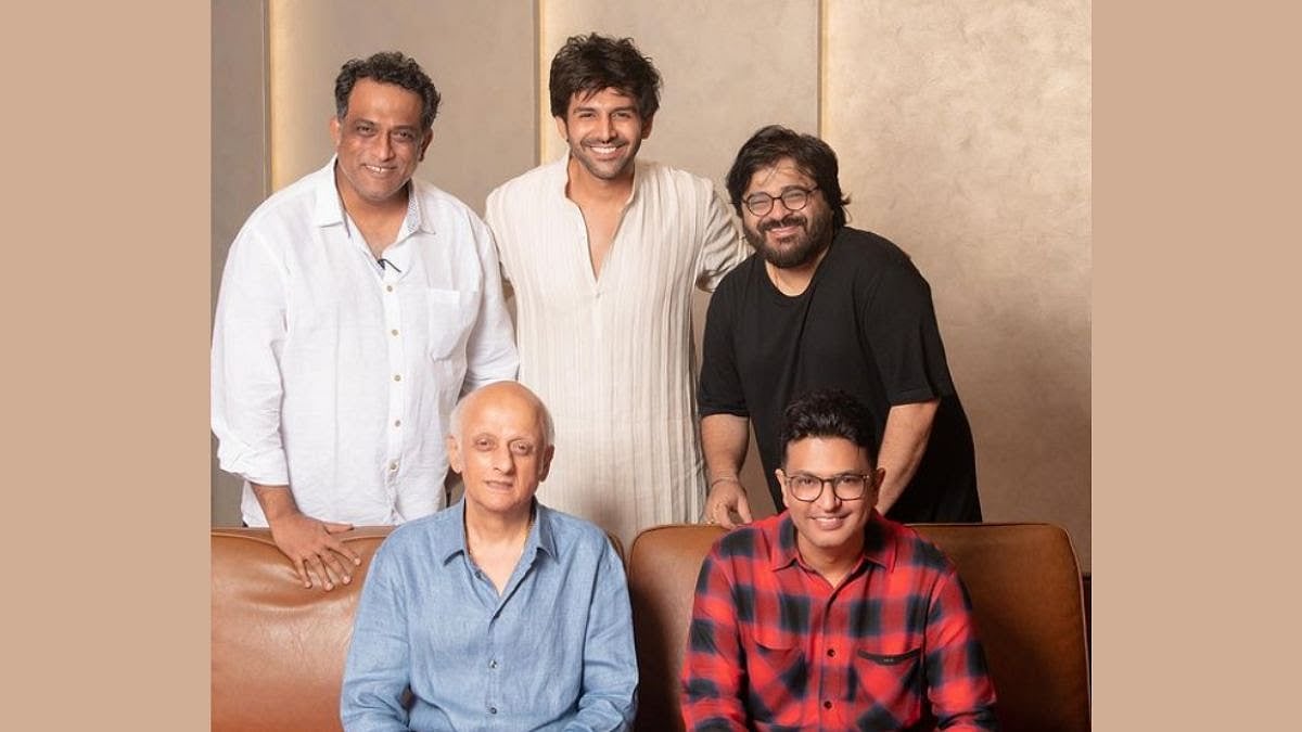 <div class="paragraphs"><p>Kartik Aaryan is all set to star in Anurag Basu's <em>Aashiqui 3</em>.</p></div>