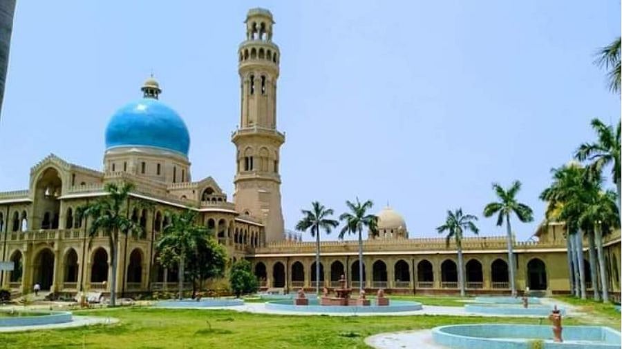 <div class="paragraphs"><p>Allahabad University.&nbsp;</p></div>