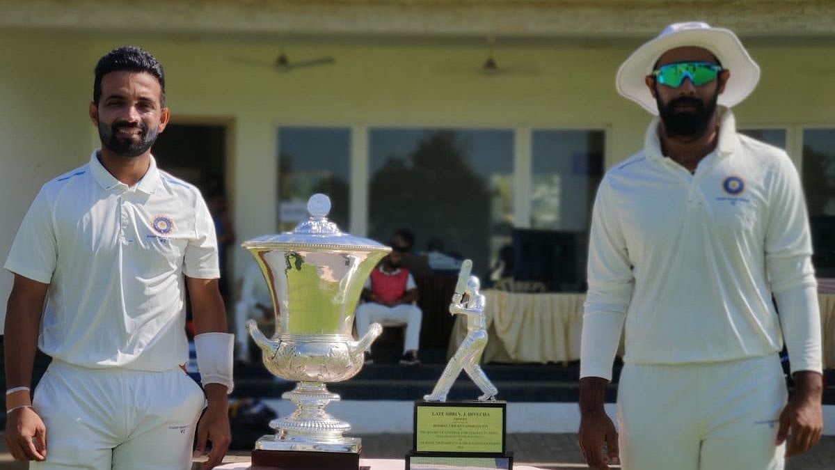 <div class="paragraphs"><p>West Zone captain, Ajinkya Rahane, along with South Zone skipper, Hanuma Vihari, ahead of the two sides Duleep Trophy final encounter. </p></div>
