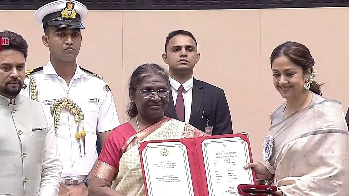 <div class="paragraphs"><p>Producer Jyotika Sadhna wins Best Feature Film Award for&nbsp;<em>Soorarai Pottru</em>.</p></div>