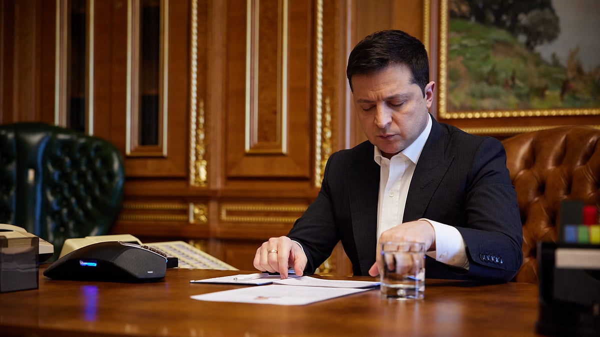 <div class="paragraphs"><p>Zelenskyy called for the global community to "not forget about the war in Ukraine."</p></div>