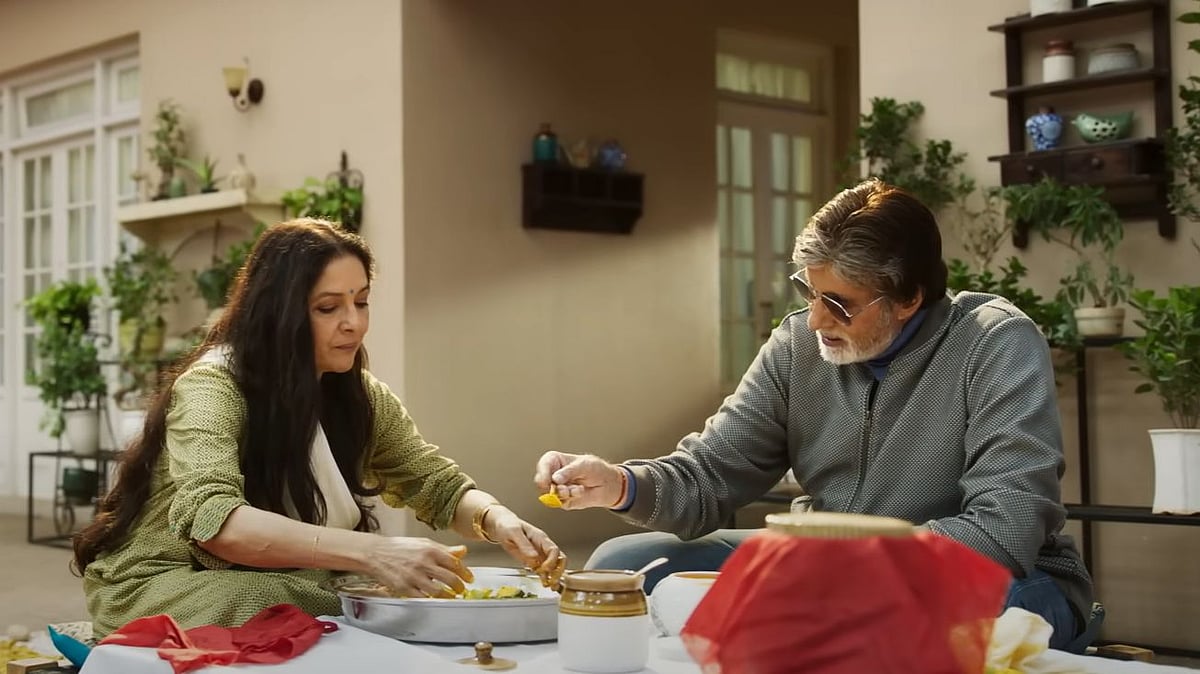 <div class="paragraphs"><p>Amitabh Bachchan and Neena Gupta in a still from<em> Goodbye</em>'s song 'Chann Pardesi'.</p></div>