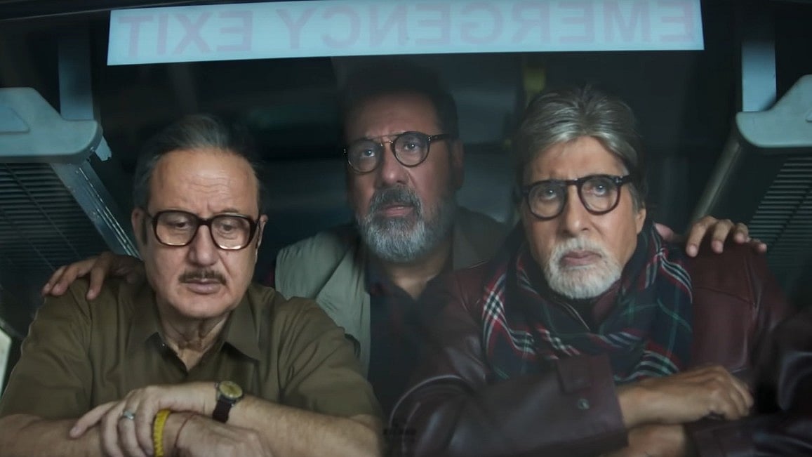 <div class="paragraphs"><p>Anupam Kher, Boman Irani, and Amitabh Bachchan in a still from<em> Uunchai.</em></p></div>