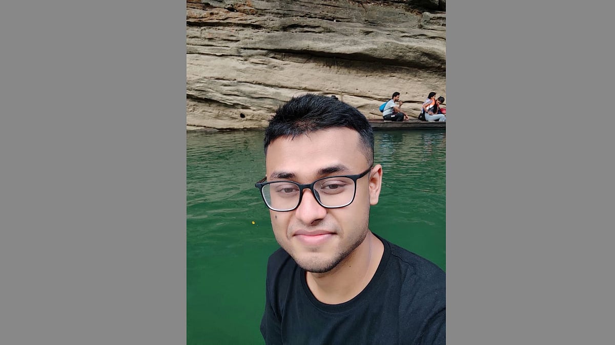 <div class="paragraphs"><p>23-year-old Faizan Ahmed's body was found in a hostel room at IIT-Kharagpur.</p></div>