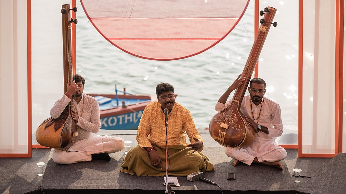 <div class="paragraphs"><p> Dhrupad expert & Benares Gharana vocalist Ashish Kumar Jaiswal at MKF 2022</p></div>