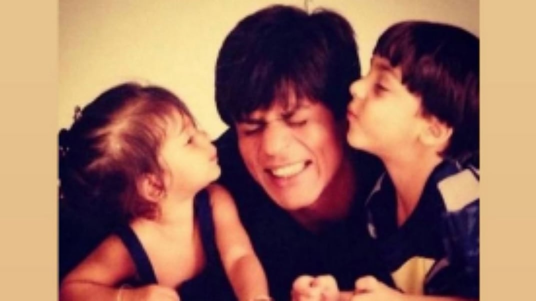 <div class="paragraphs"><p>Suhana Khan wishes her dad Shah Rukh Khan on his birthday.</p></div>