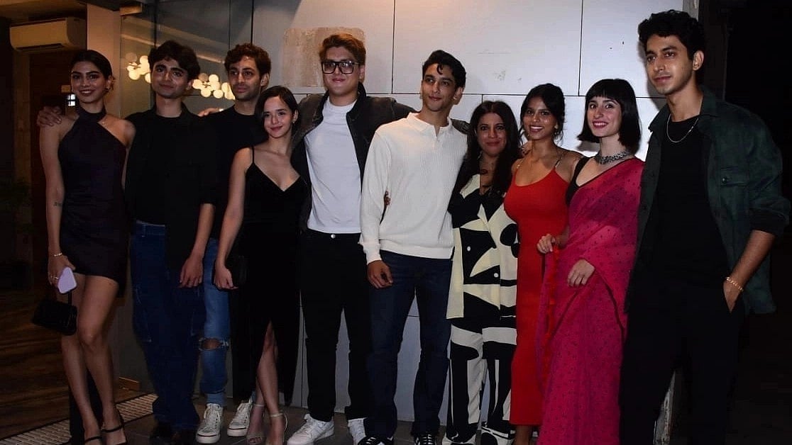 <div class="paragraphs"><p>The cast of The Archies at the wrap party</p></div>