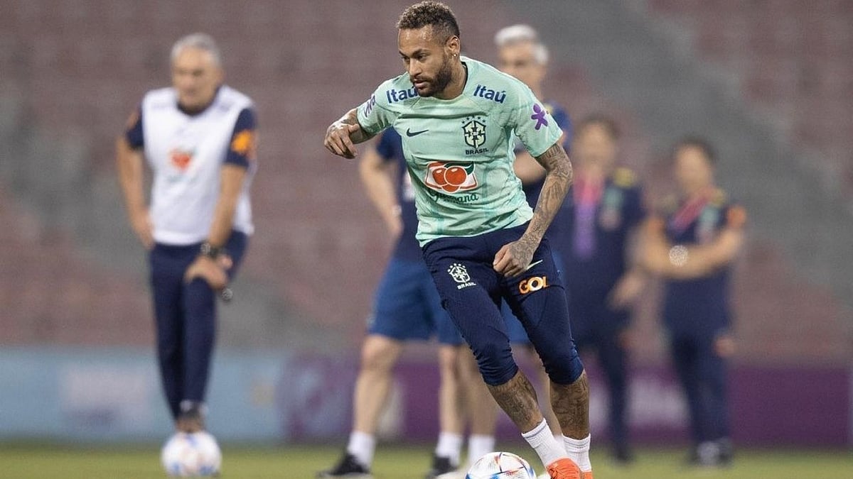 <div class="paragraphs"><p>FIFA World Cup 2022: Neymar is back in Brazil's training session.</p></div>