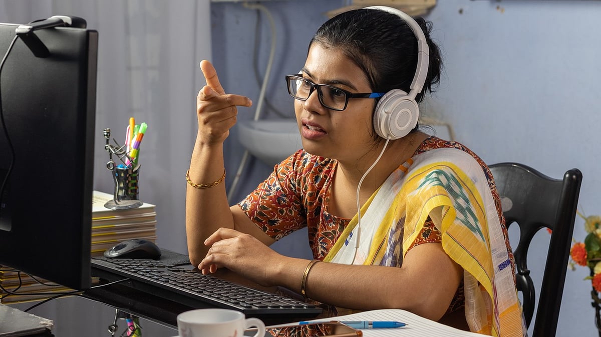 <div class="paragraphs"><p>The significance of sign language and closed captions in virtual interviews for persons with disabilities.</p></div>