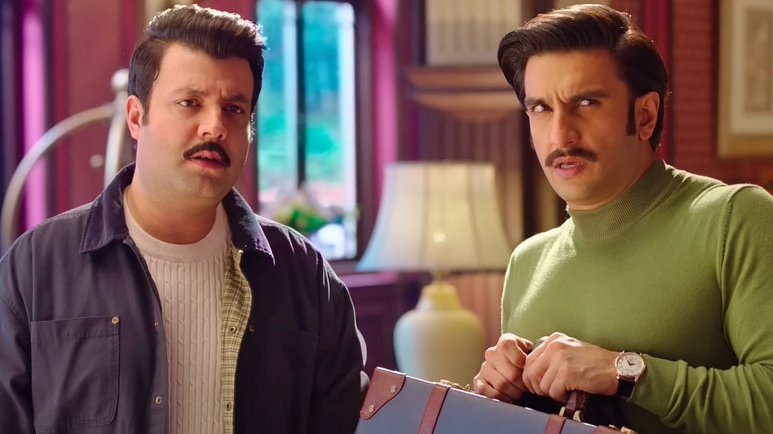 <div class="paragraphs"><p>Ranveer Singh and Varun Sharma in a still from <em>Cirkus</em>.</p></div>