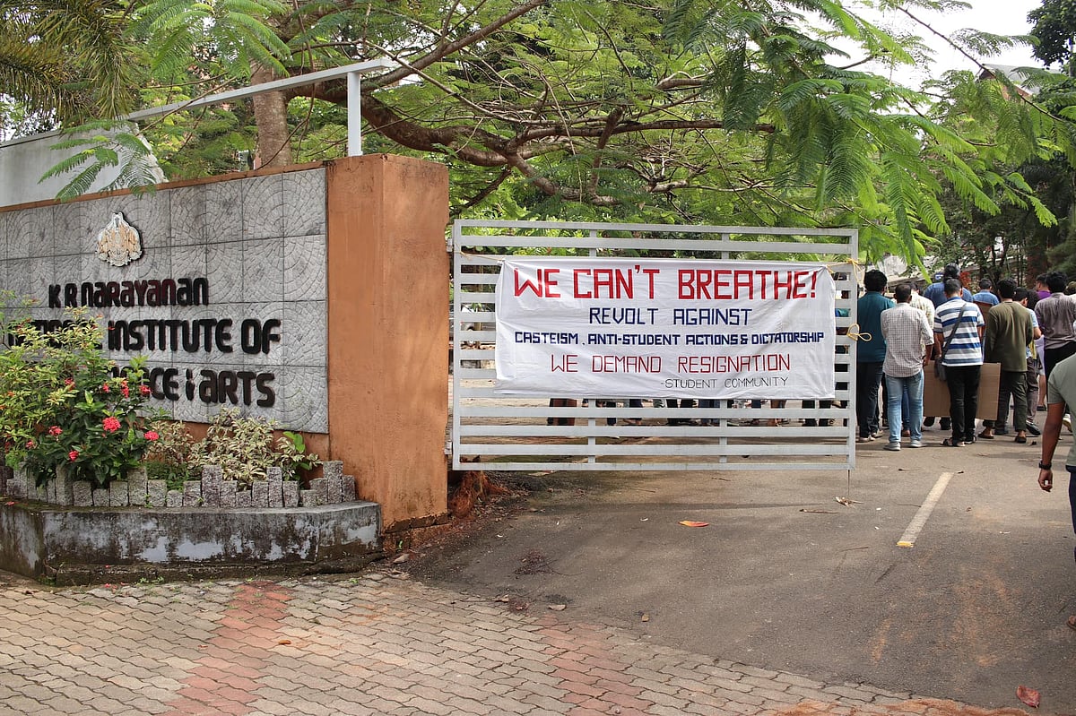 <div class="paragraphs"><p>Adoor Gopalakrishnan came out in support of Shankar Mohan, terming the allegations against him "baseless and fake."</p></div>