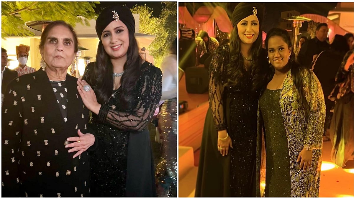 <div class="paragraphs"><p>Singer Harshdeep Kaur with Salma Khan and Arpita Khan.</p></div>
